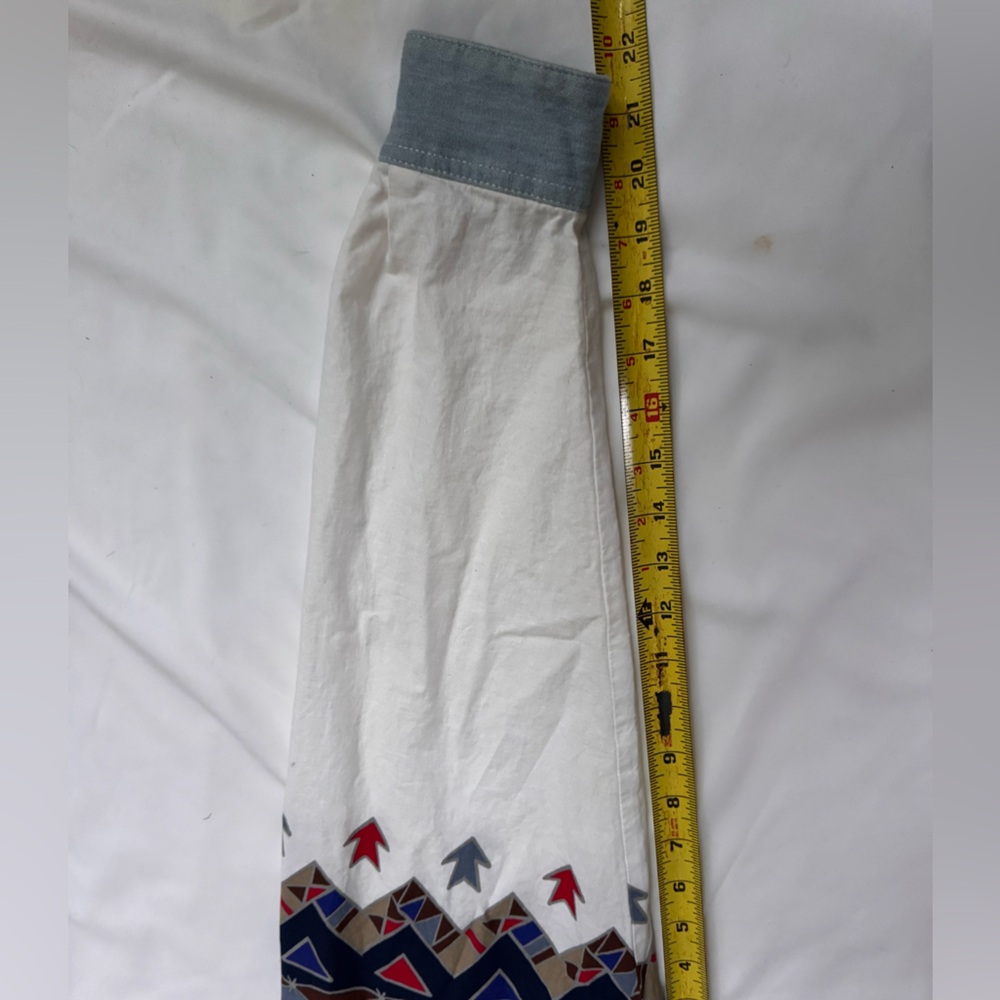 Vintage Geometric Pattern Button-Down Shirt - image 6